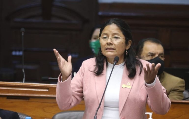 Isabel Cortez a Perú Libre: "No caigamos en el juego de la derecha, no dejemos aislado a nuestro presidente"