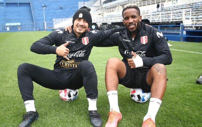 Portada: Gianluca Lapadula sube foto junto a Jefferson Farfán: "Con el rey del chocolate"