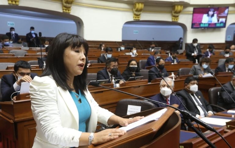 Portada: Mirtha Vásquez ante el Congreso: "Ratificamos el compromiso de garantizar el acceso universal al gas natural"