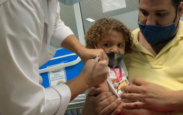 OPS no cree que niños sea grupo prioritario para vacunar contra el coronavirus en América