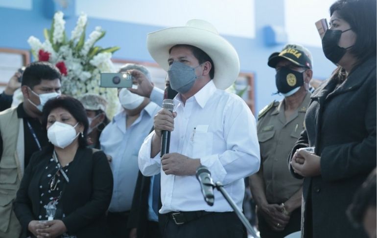 Pedro Castillo durante velorio del congresista Fernando Herrera: "Invoco al Congreso que agende y declare en emergencia la educación"
