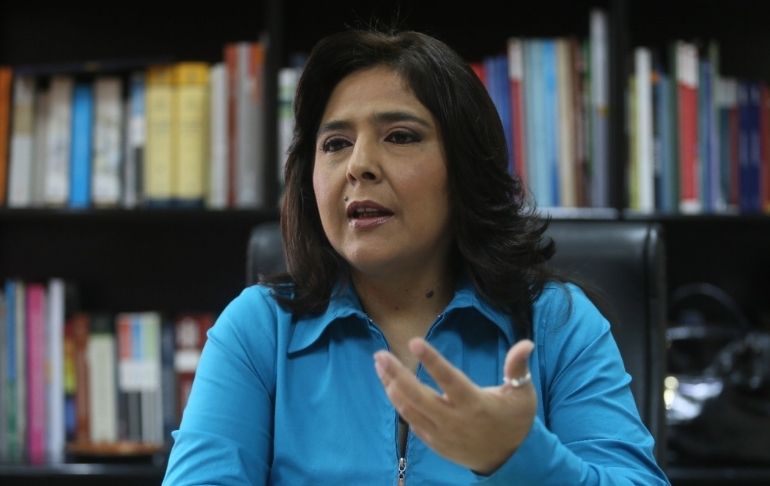 Ana Jara sobre Castillo: "En las próximas horas se reunirán las firmas para lograr que rinda cuentas ante el Congreso"