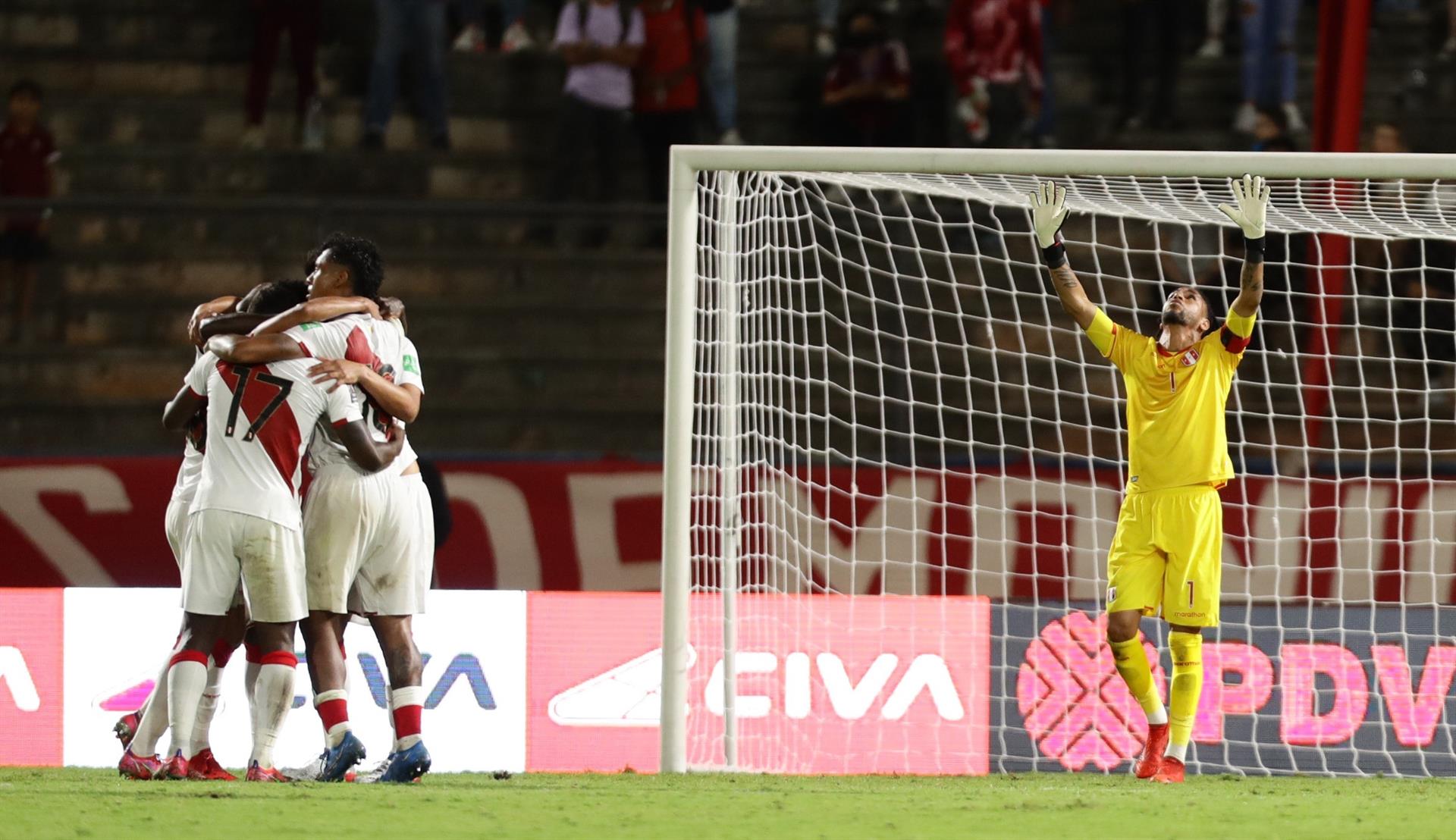 Pedro Gallese cuenta que "siempre trabaja a los jugadores" para saber cómo lanzan los penales