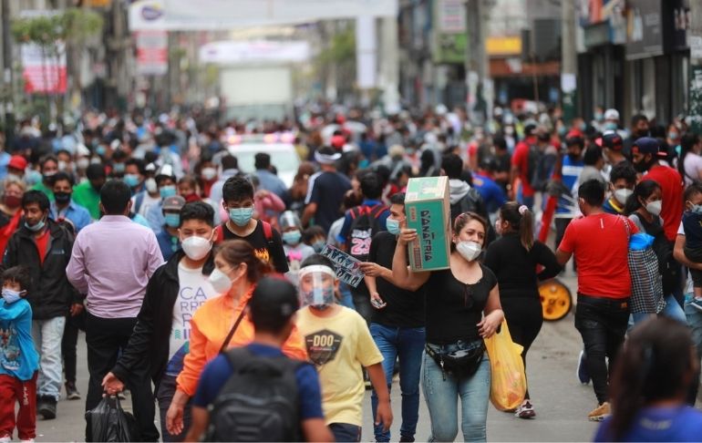 Portada: Solo personas vacunadas contra la COVID-19 ingresarán al emporio de Gamarra