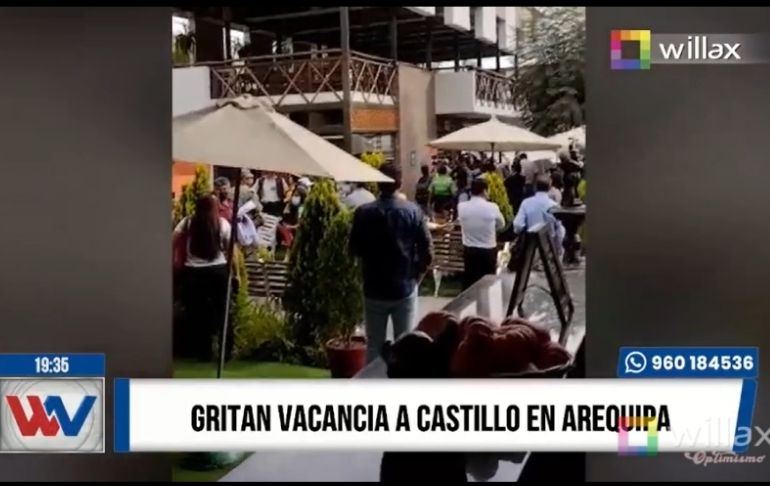 Portada: Arequipa: Gritan vacancia a Pedro Castillo en un restaurante turístico [VIDEO]
