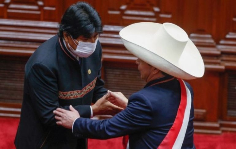 Portada: Evo Morales responde al Congreso peruano: "Unidad y solidaridad están por encima de alguna declaración de un grupo de congresistas"