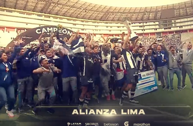 Portada: Premiación Liga 1: Alianza Lima se llevó la mayoría de premios