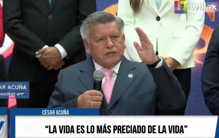 Portada: César Acuña: "Si Roberto Chiabra y Gladys Echaíz fueran del partido, mañana los expulso"