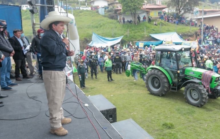 Pedro Castillo: “A nosotros no nos van a ver manchados por centavos y con actos de corrupción"