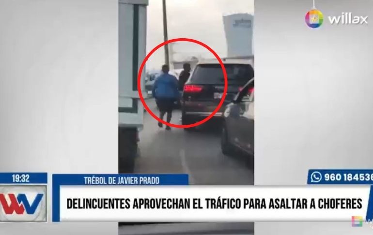 Trébol de Javier Prado: Delincuentes aprovechan el tráfico para asaltar a choferes [VIDEO]