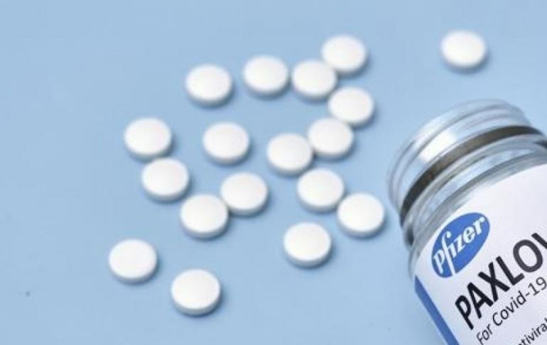 Portada: Israel autoriza de emergencia la pastilla de Pfizer contra la COVID-19