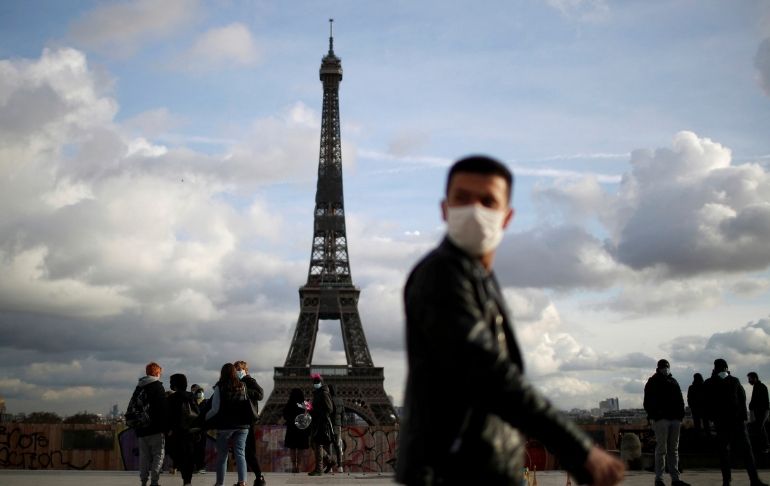 Portada: Francia: imponen el teletrabajo y adelantan a tres meses la tercera dosis contra la COVID-19