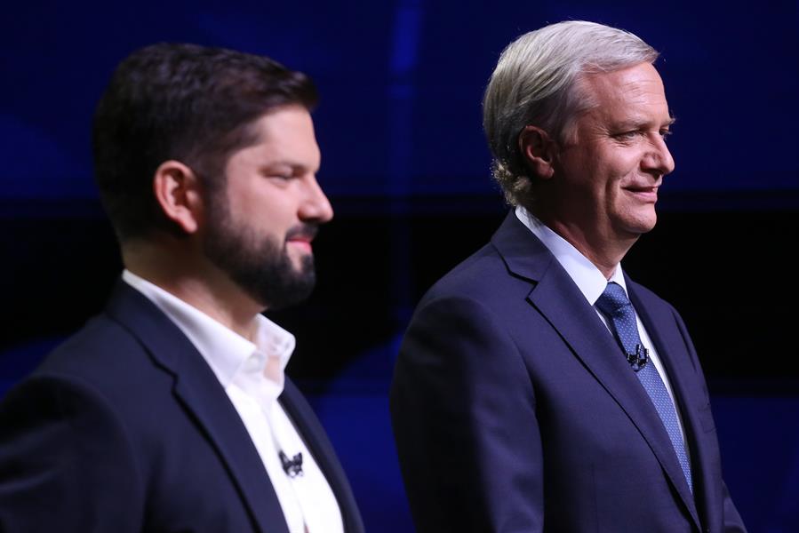 Chile: José Antonio Kast y Gabriel Boric debaten a menos de una semana de la segunda vuelta presidencial | VIDEO