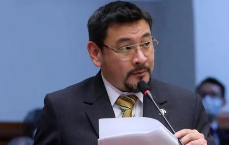 Comisión de Ética rechazó abrir investigación contra Luis Cordero Jon Tay por denuncia de agresión y acoso