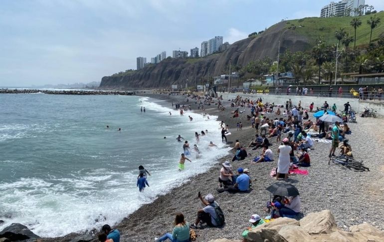 Portada: COVID-19: Minsa descarta cierre de playas por fin de año