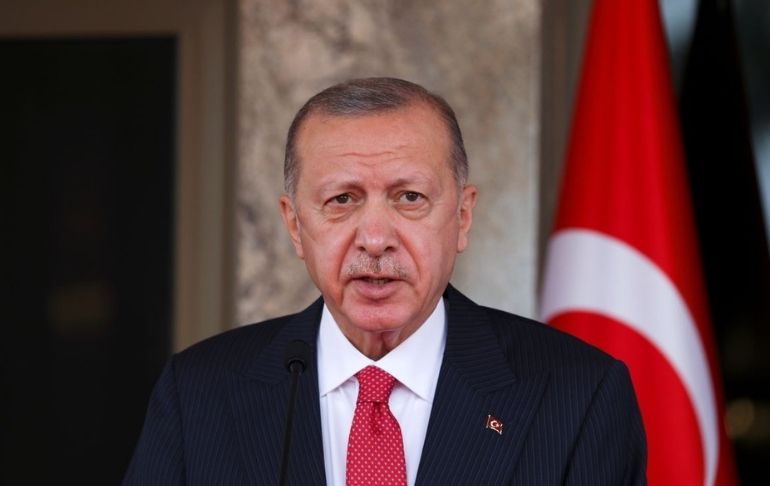 Portada: Turquía: presidente asegura que "la redes sociales atentan contra la democracia"