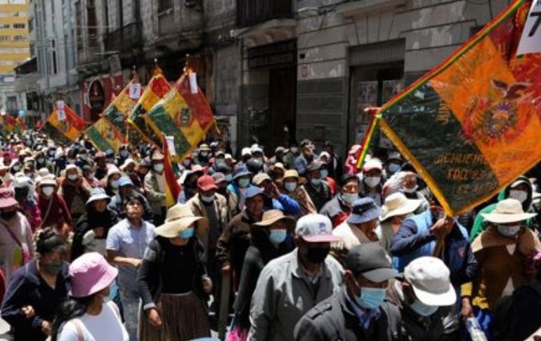 Bolivia: miles marcharon en La Paz en rechazo al carné de vacunación contra la covid-19
