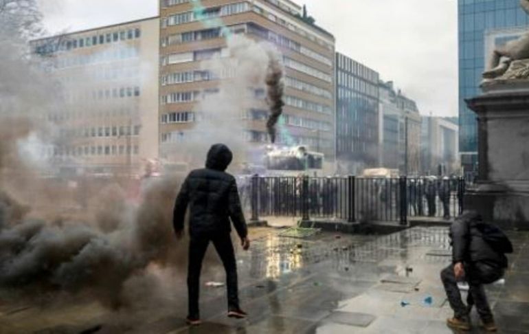 Graves disturbios en Bélgica contra las restricciones por la COVID-19