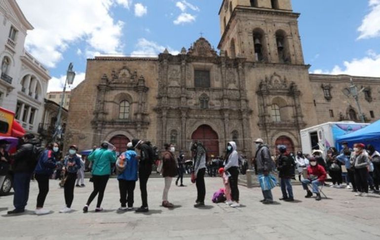 Portada: Bolivia: registran cifra récord de 77 238 nuevos contagios de COVID-19