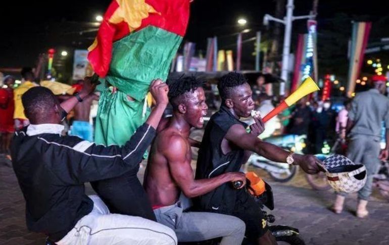 Camerún: ocho personas mueren aplastadas frente a estadio antes de partido de la Copa de África