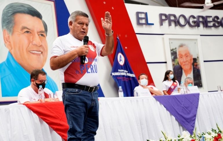 César Acuña tras victoria de Perú: "Nuestros muchachos nos vuelven a regalar la esperanza que el país necesita"
