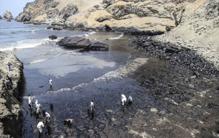 Portada: Digesa informó que 24 playas se encuentran contaminadas por el derrame de petróleo