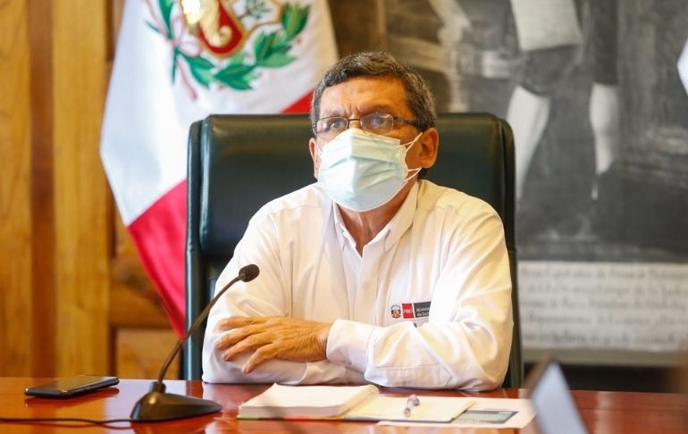 Hernando Cevallos: "El 92 % de los pacientes que tenemos en UCI corresponde a personas no vacunadas"