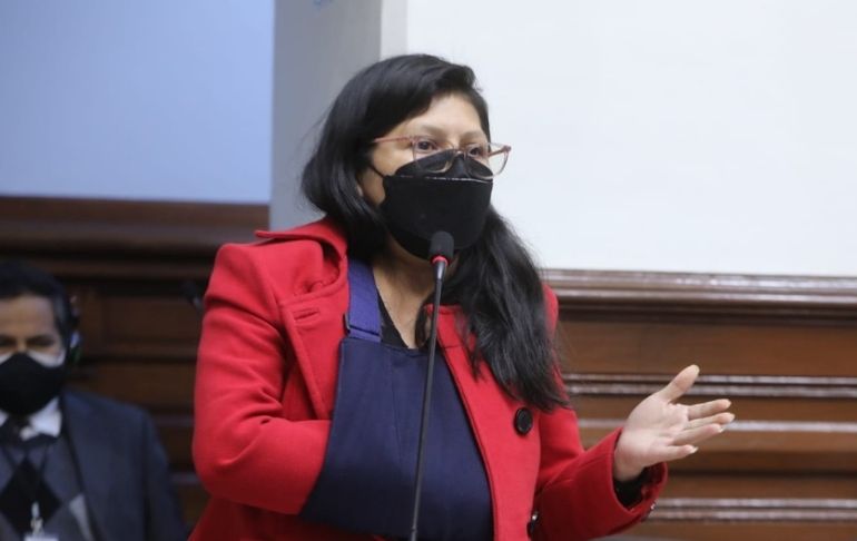 Congresista de Perú Libre fue retirada de la Comisión de Inteligencia por no estar vacunada contra la COVID-19