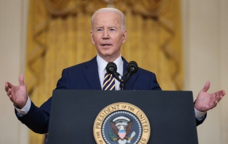 Biden predijo que Rusia invadirá Ucrania y le advirtió a Putin que “será un desastre” para su país