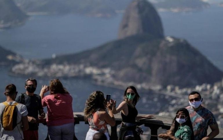 Portada: Brasil: alcalde de Río de Janeiro saluda que prohíban venta de alcohol a no vacunados