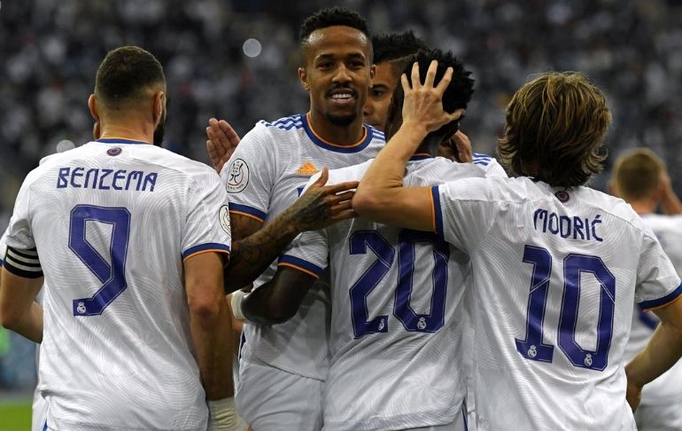 Real Madrid venció 3-2 al Barcelona y pasó a final de la Supercopa de España