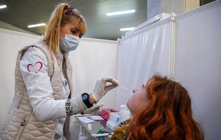 Rusia registra casi 39 mil nuevos casos de COVID-19
