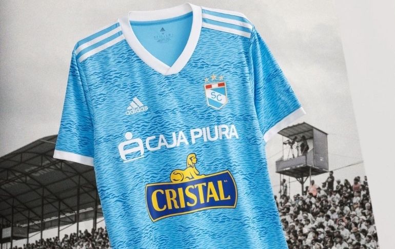 Sporting Cristal presentó su nueva piel que usará en la temporada 2022