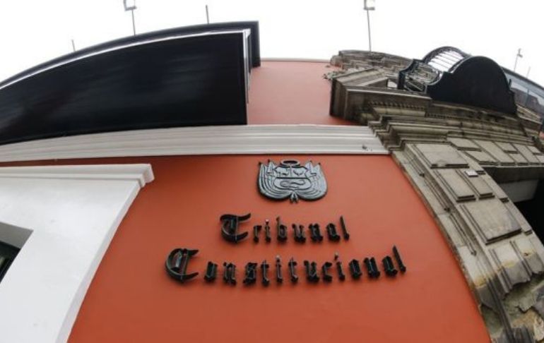 Portada: Ejecutivo anuncia que presentará demanda de inconstitucionalidad ante el TC por ley sobre referéndum