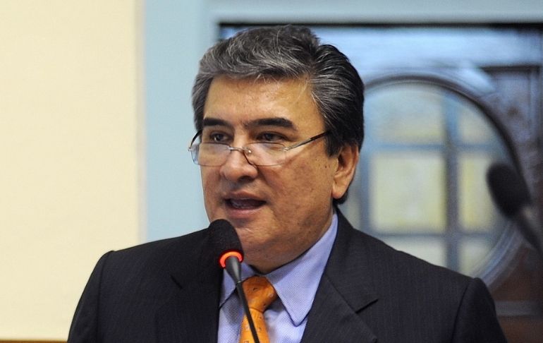 Víctor Rolando Sousa tras designación de Salaverry en Perupetro: "Este gobierno no tiene salvación"