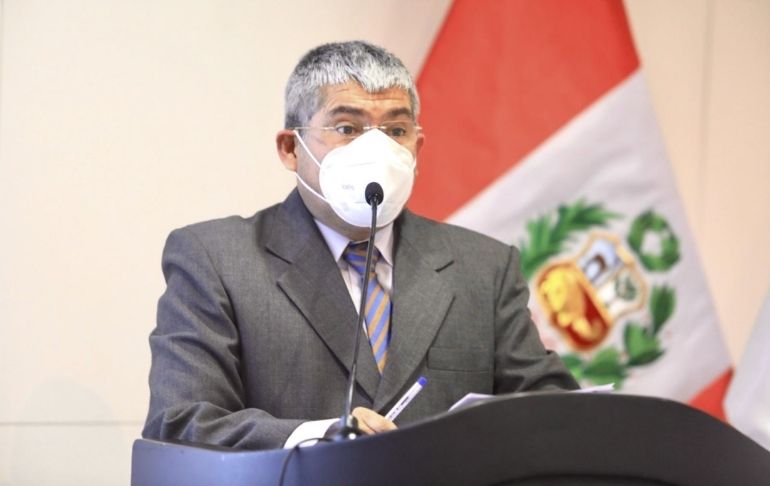Ministro de Justicia, Ángel Yldefonso, señala que no tiene "sanciones penales ni administrativas"