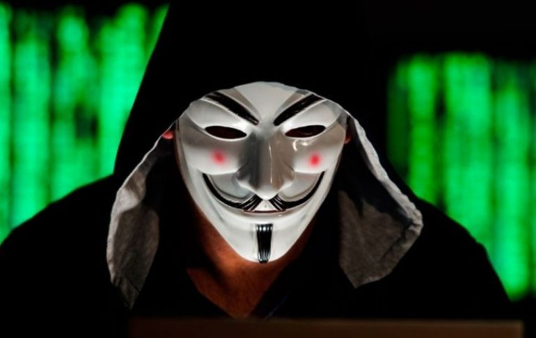 Portada: Anonymous declara “guerra cibernética” a Rusia e inicia con ciberataques a sitios webs del Gobierno