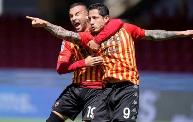 ¡Y UN DÍA VOLVIÓ! Gianluca Lapadula reapareció en la goleada del Benevento ante el Como