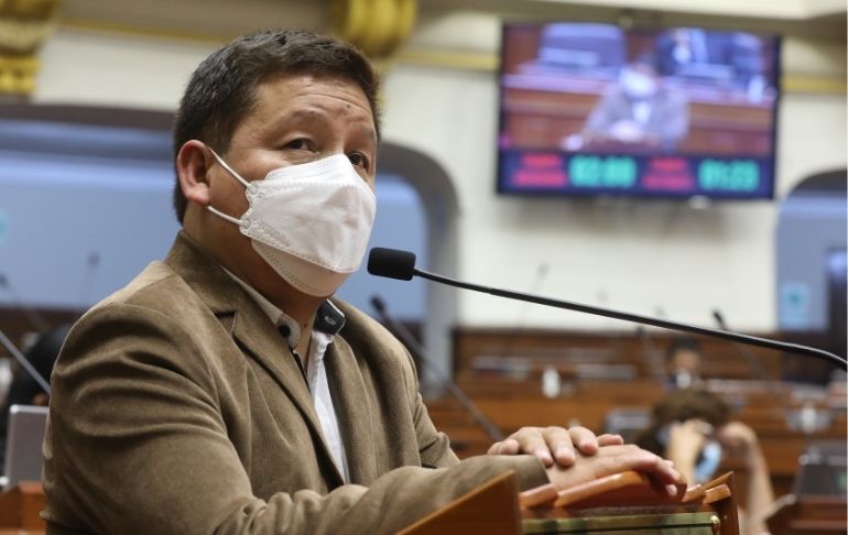 Guido Bellido: Perú Libre no respalda a un ministro en especial, sino a todo el gabinete