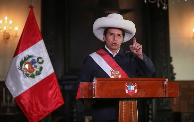Pedro Castillo anuncia la recomposición del Gabinete Ministerial