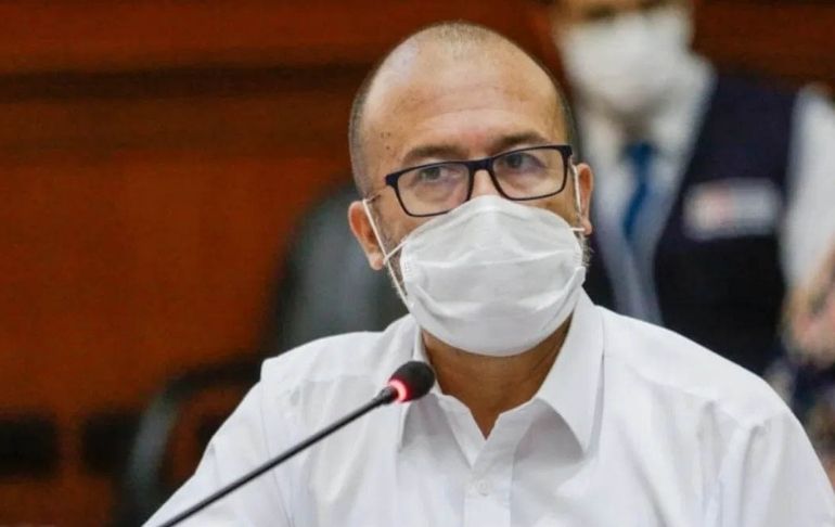 Víctor Zamora: denuncia constitucional contra exministro se verá este lunes