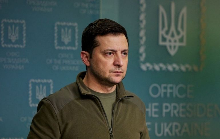 Portada: Zelensky confirma que Ucrania negociará con Rusia en la frontera con Bielorrusia