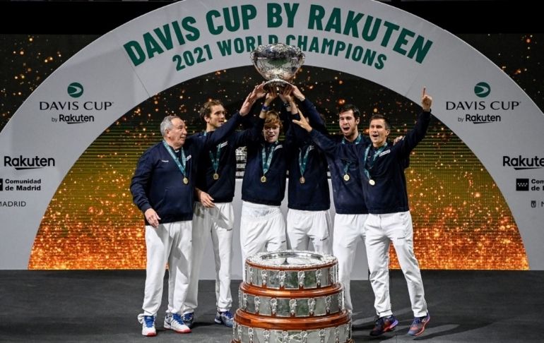 Portada: Tenistas rusos fueron expulsados de la Copa Davis y de la Billie Jean King Cup