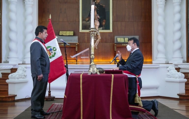 Portada: Félix Chero Medina jura como nuevo ministro de Justicia