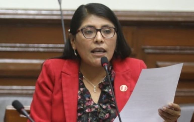 Margot Palacios: "Pedro Castillo se ha alejado definitivamente del programa popular que lo llevó al Gobierno"