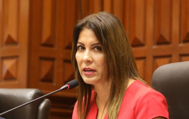 Portada: Mónica Saavedra: designan a excongresista como asesora en el Minjus