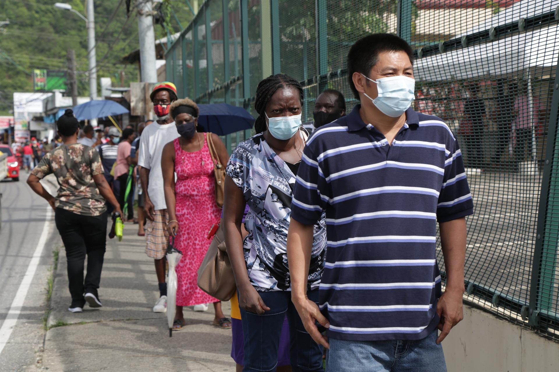 OPS alerta que la pandemia de la covid-19 aún no ha terminado, pero deja a cada país tomar sus propias decisiones