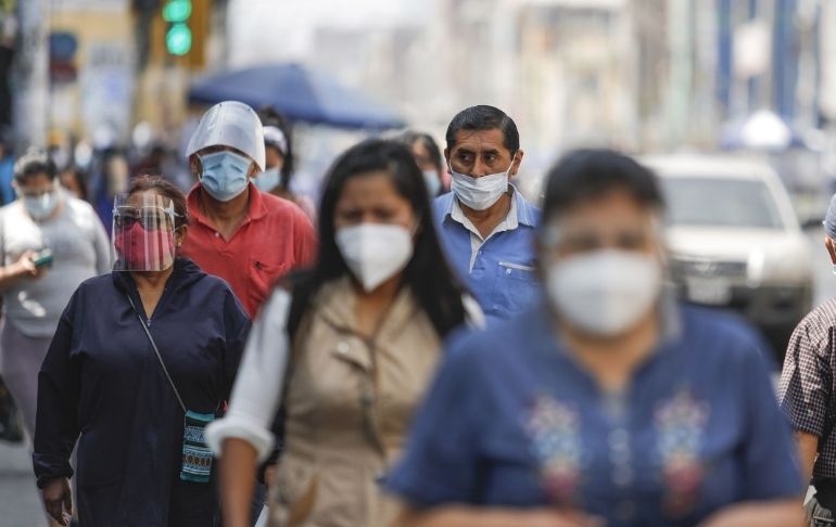 Gobierno retira el uso obligatorio de mascarillas en lugares abiertos