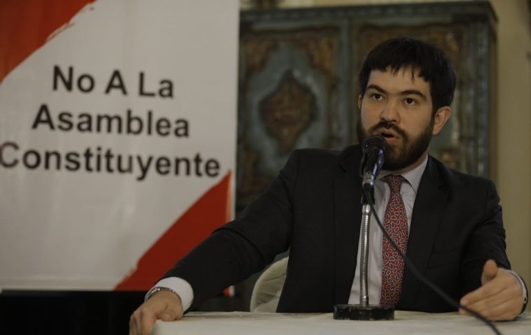 Portada: Lucas Ghersi cuestiona anuncio de Castillo: "La Constitución no menciona la asamblea constituyente"