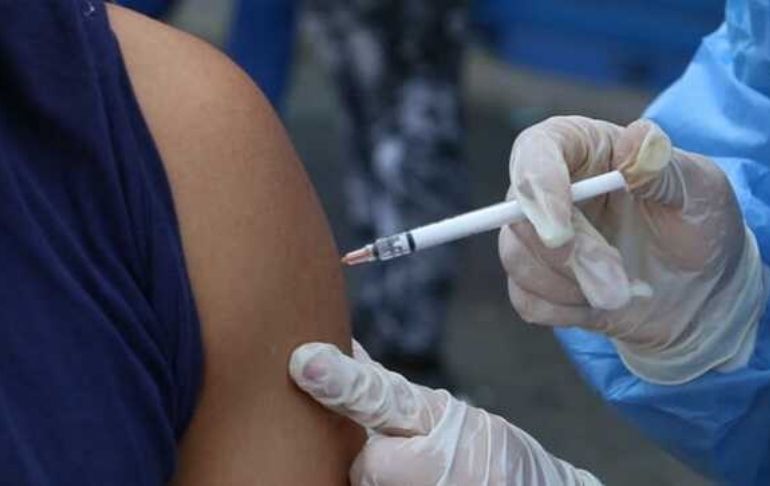 Portada: Minsa: más de 300,000 dosis de vacuna contra la influenza para adultos llegarán el 1 y 2 de mayo